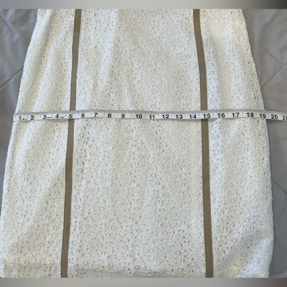 Michael Kors White Lace Dress, Size: 6, like new - Picture 5 of 7